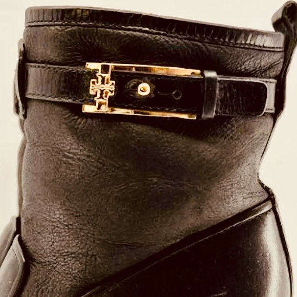 TORY BURCH PRIMROSE SHERPA LINED WEDGE HEEL LEATHER BOOTS - Picture 4 of 16